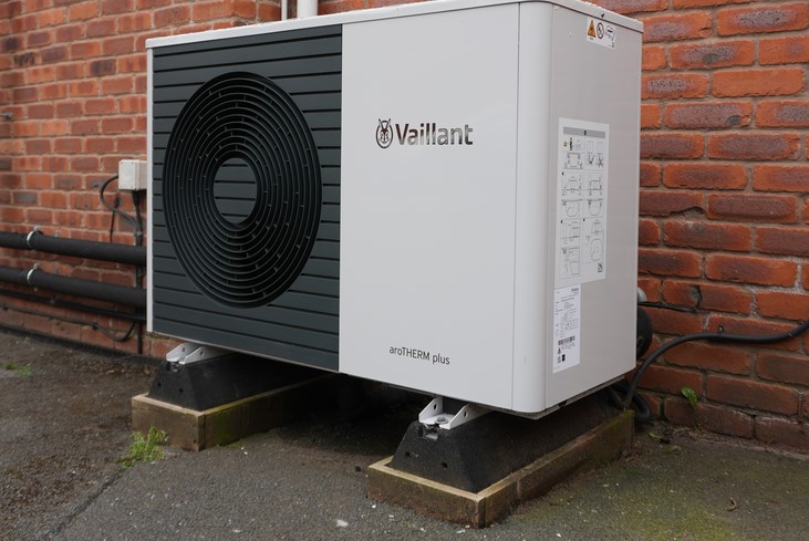 air source heat pump cost uk